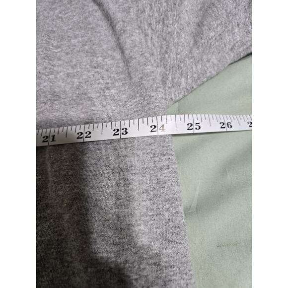 Gildan 2xl women's grey long sleeve printed shirt - Picture 6 of 7